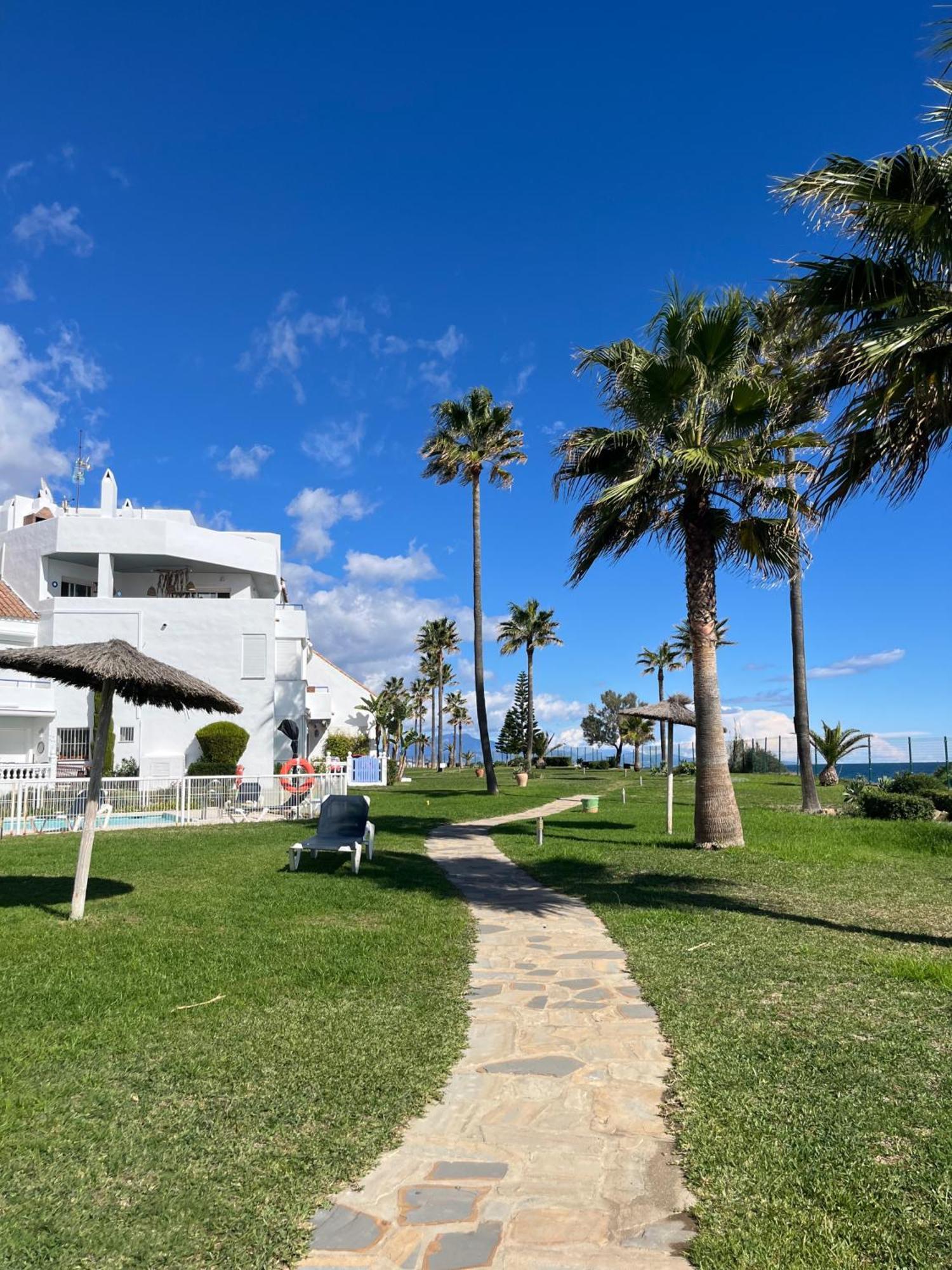 Premium Luxury-Casares Del Mar-Seaside Apartment Баия-де-Касарес Экстерьер фото